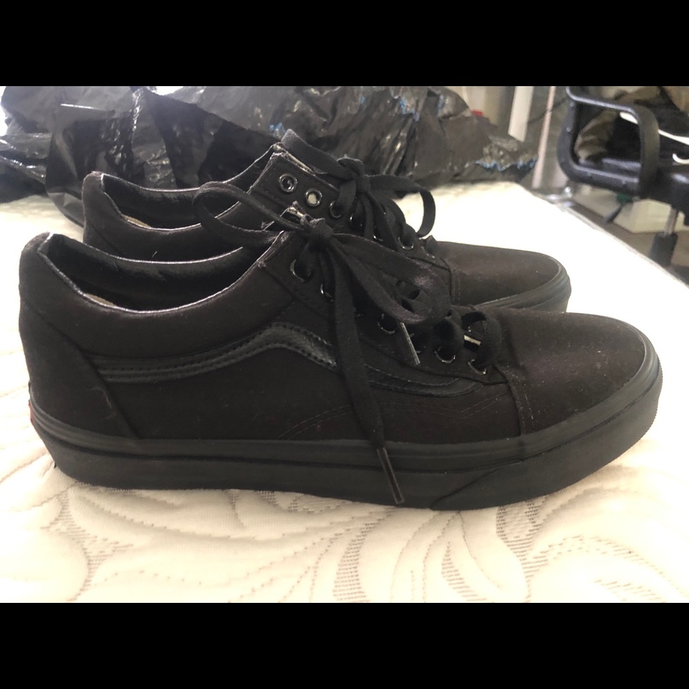 All black vans